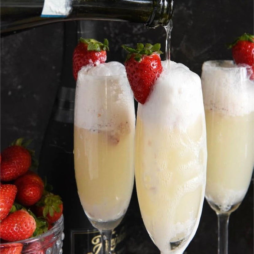 Strawberries & Champagne Classic Candles